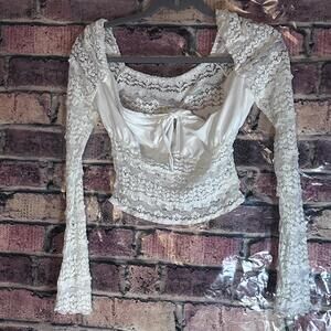 White Lace Long Sleeve Crop Top